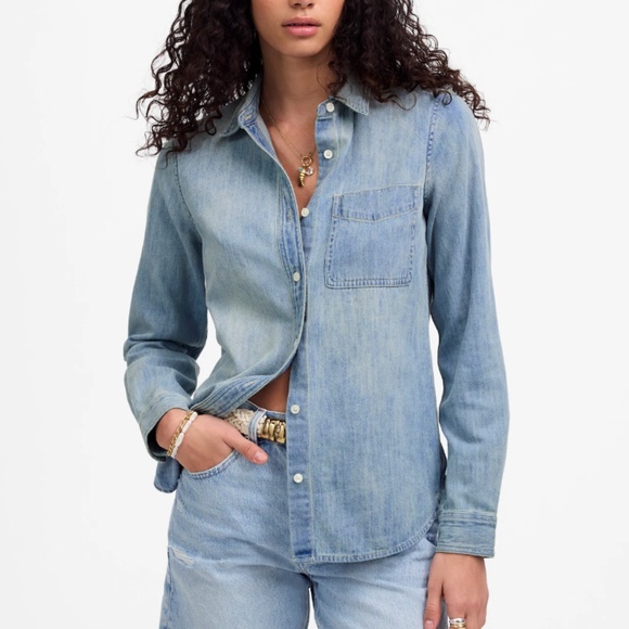 Madewell Tops - Madewell Denim/Chambray Top (Dark Denim)
